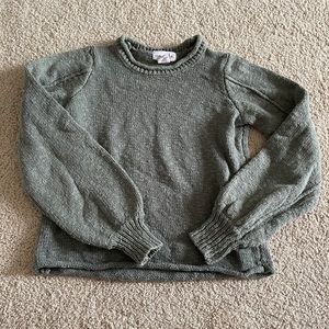 Nordstrom Woman’s size xs Green sweater excellent condition Shrinking Violet